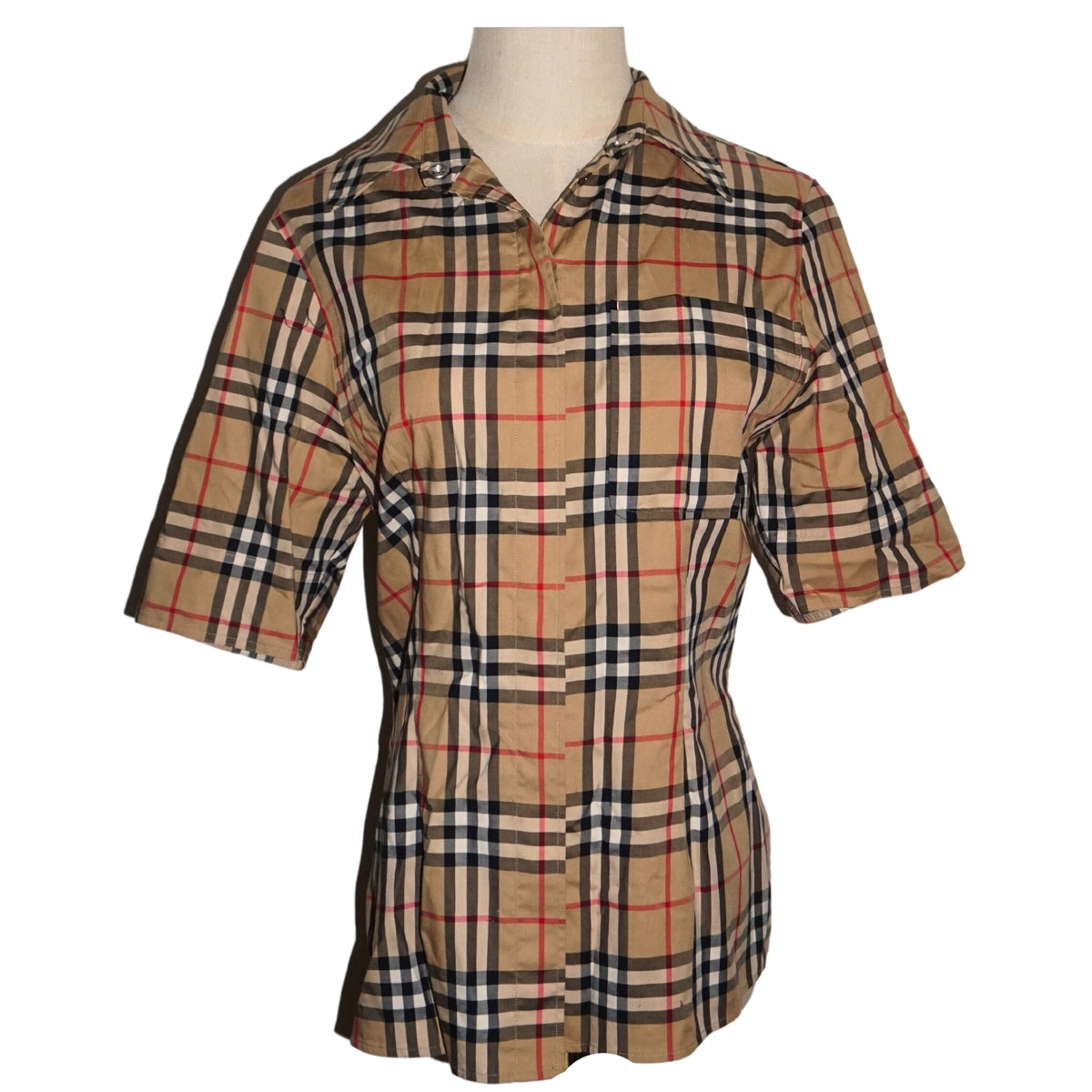 Fotos de camisas deals burberry