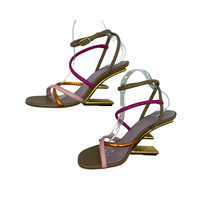 Sandalias Fendi