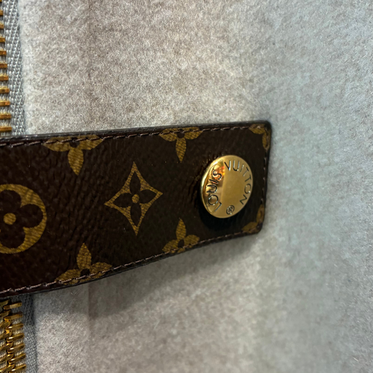 Capa Louis Vuitton