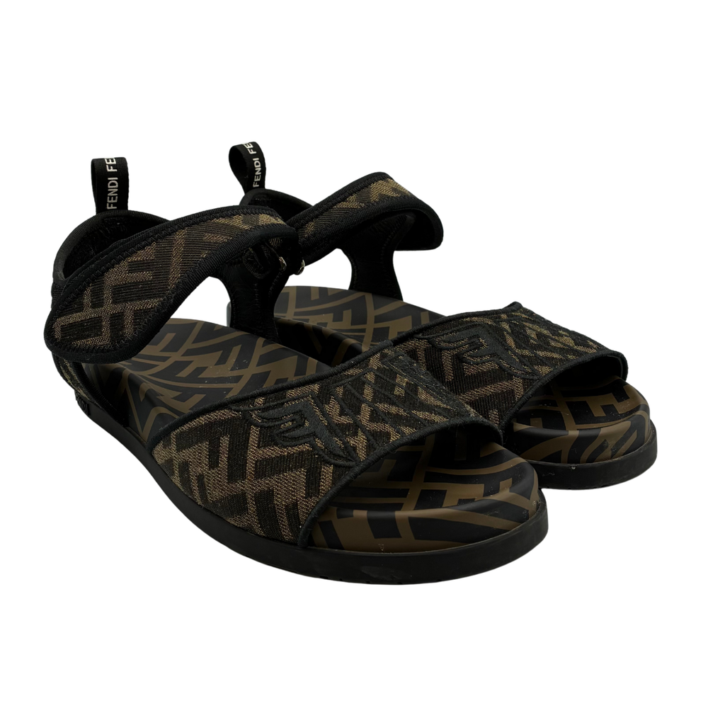 Sandalias Fendi