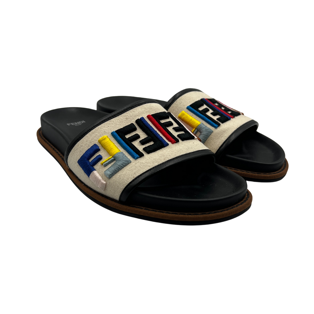 Sandalias Fendi