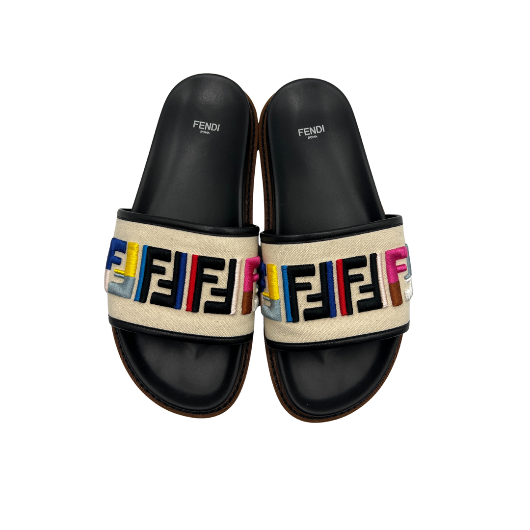Sandalias Fendi