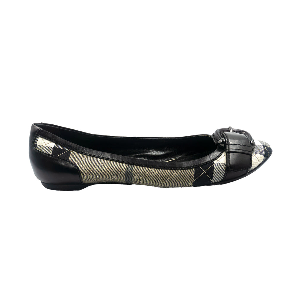 Flats Burberry - Shopsell